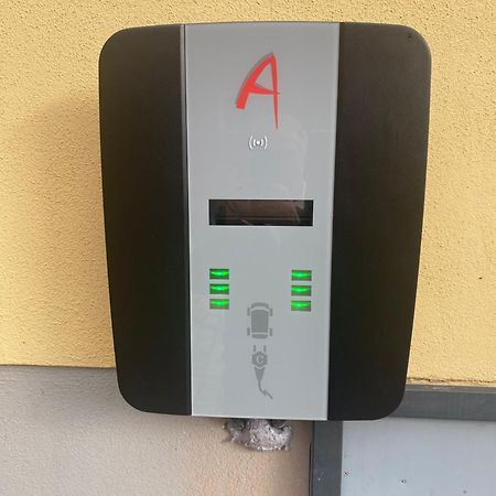 Hotel-Gasthof Zur Post Velburg Dış mekan fotoğraf